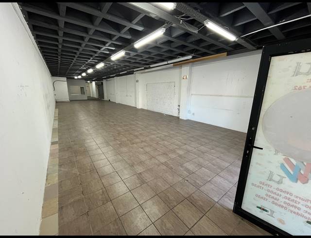 250M² BUSINESS TO LET IN PARKLANDS